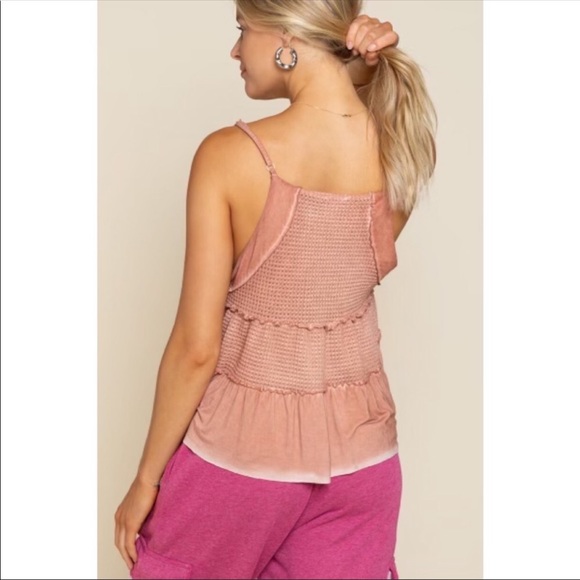 POL - Deep V Flowy Billowy Pleated Tank Top - Picture 3 of 11